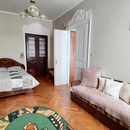 Apartments City Lviv Dış mekan fotoğraf